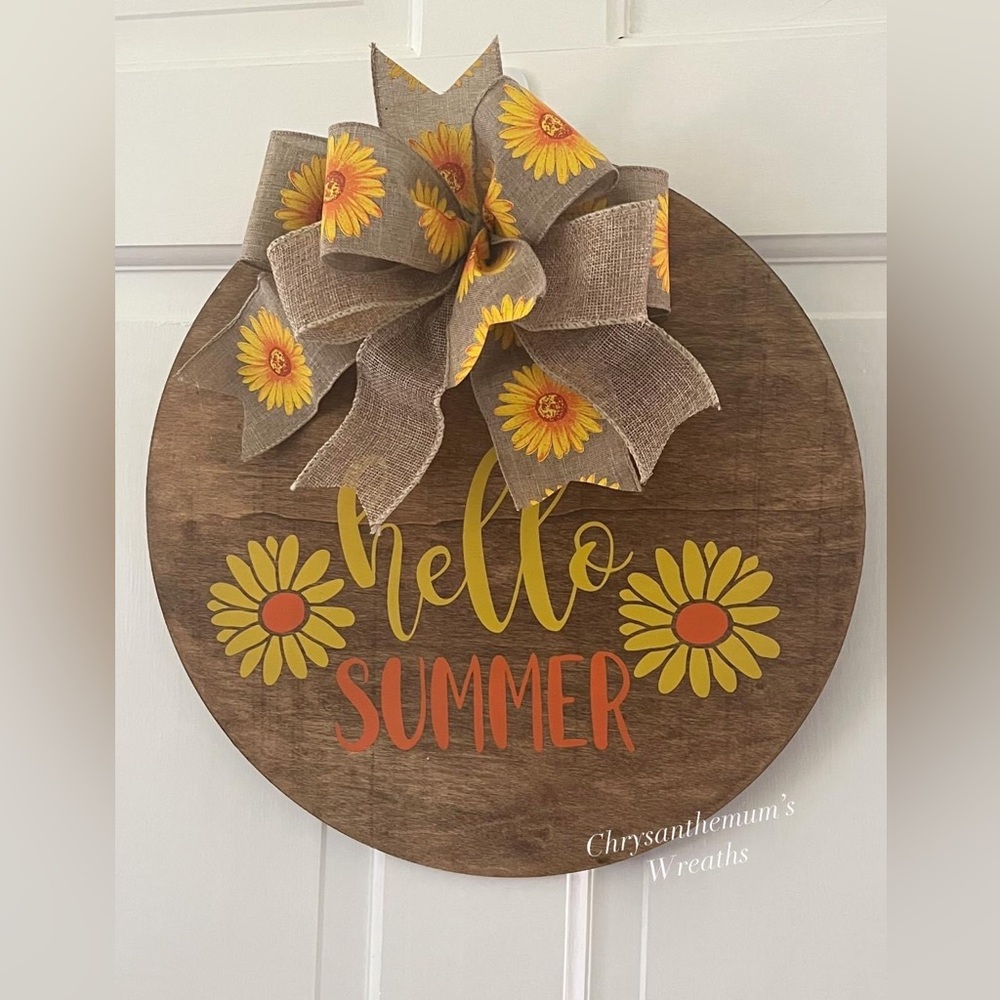 SOLD!  NWOT SUNFLOWER WOOD DOOR HANGER